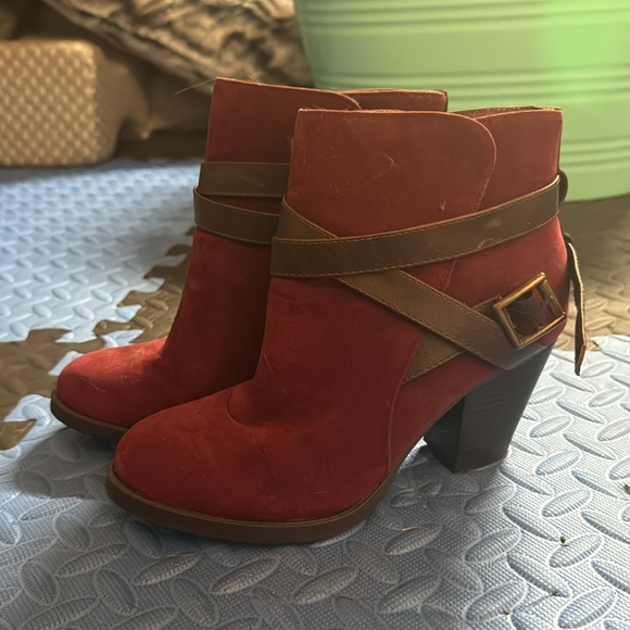 Maroon red booties - Picture 8 of 11